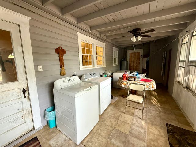 2853 Hollywood Avenue, Shreveport, LA 71108