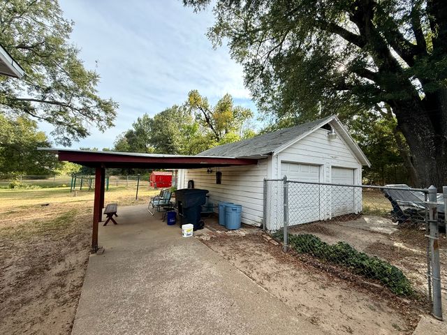 2853 Hollywood Avenue, Shreveport, LA 71108