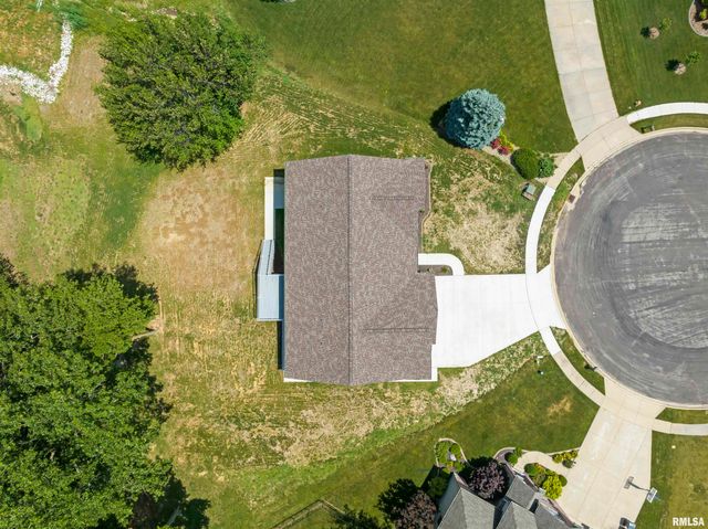 1621 GRANDLAKE Court, Pekin, IL 61554