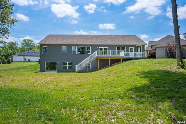 1621 GRANDLAKE Court, Pekin, IL 61554