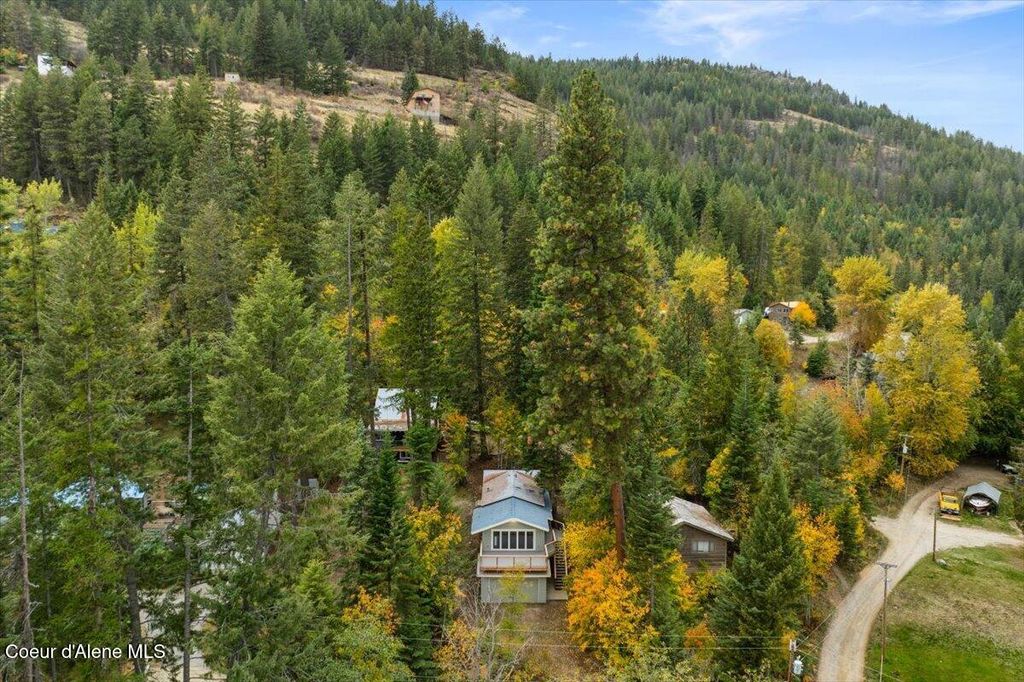 304 W GARFIELD BAY RD, Sagle, ID 83860 photo 4
