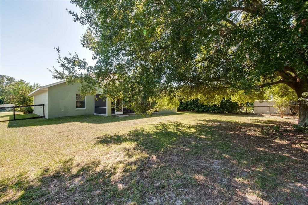 Image 32 of property listing at 6375 SW 63RD STREET, Ocala, FL 34474