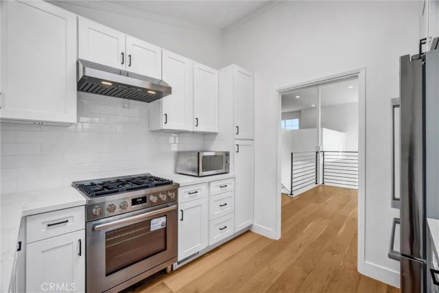 575 Through A, Laguna Beach, CA 92651