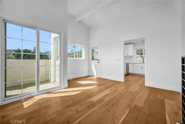 575 Through A, Laguna Beach, CA 92651