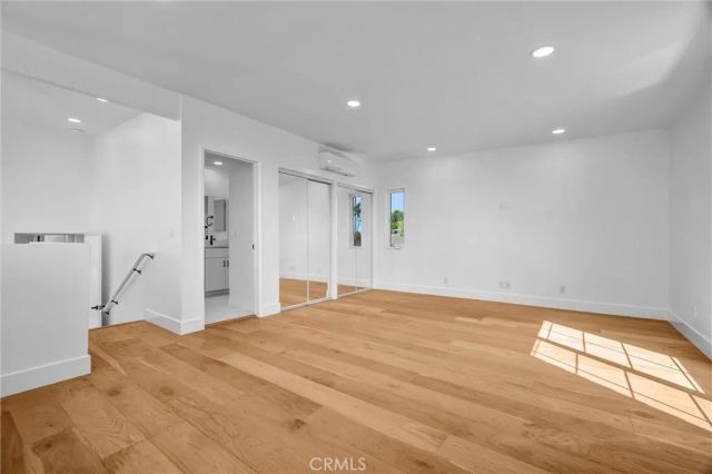 575 Through A, Laguna Beach, CA 92651
