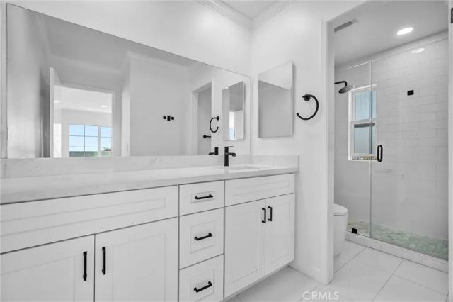 575 Through A, Laguna Beach, CA 92651