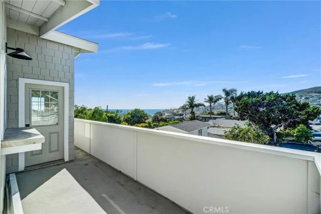575 Through A, Laguna Beach, CA 92651