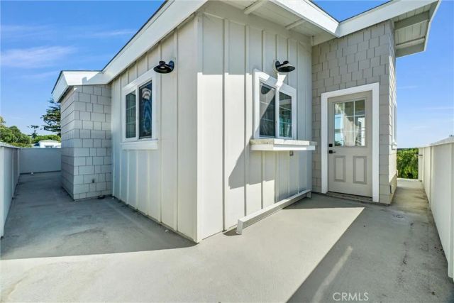 575 Through A, Laguna Beach, CA 92651