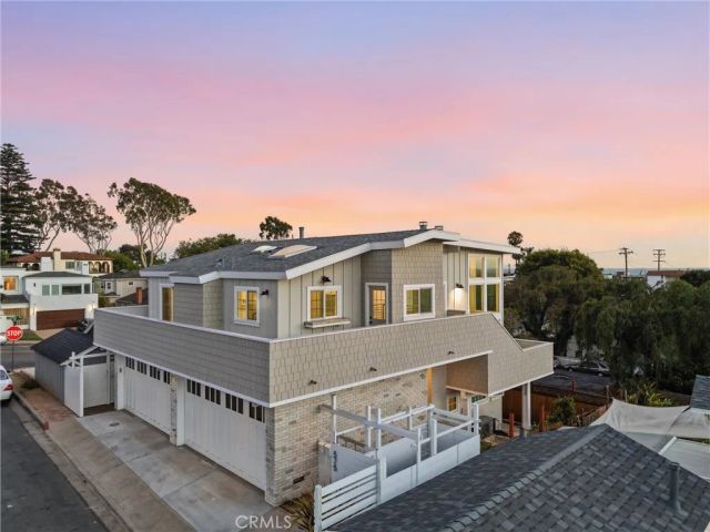 575 Through A, Laguna Beach, CA 92651