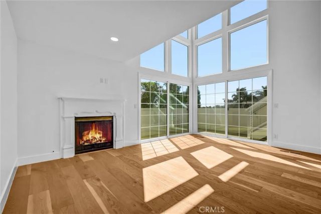 575 Through A, Laguna Beach, CA 92651