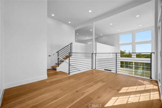 575 Through A, Laguna Beach, CA 92651