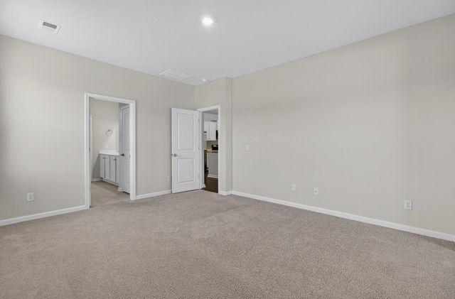 405 Canal Crossing Way, Huger, SC 29450
