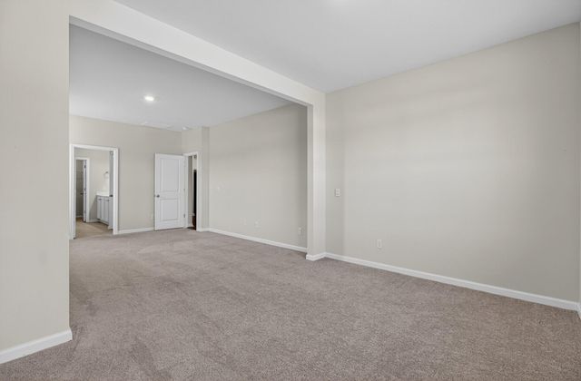 405 Canal Crossing Way, Huger, SC 29450
