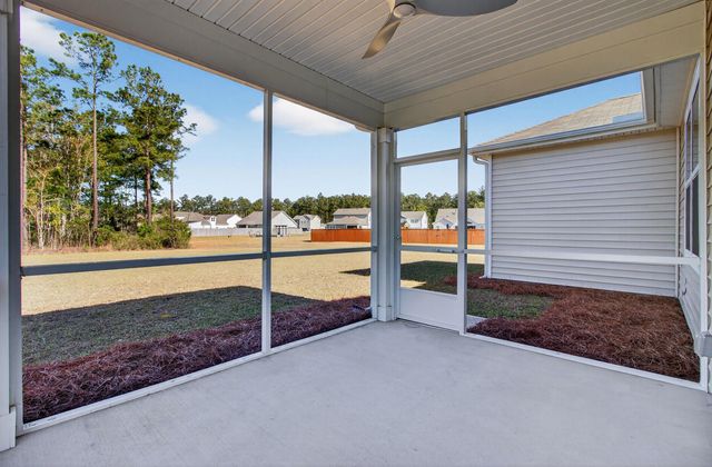 405 Canal Crossing Way, Huger, SC 29450