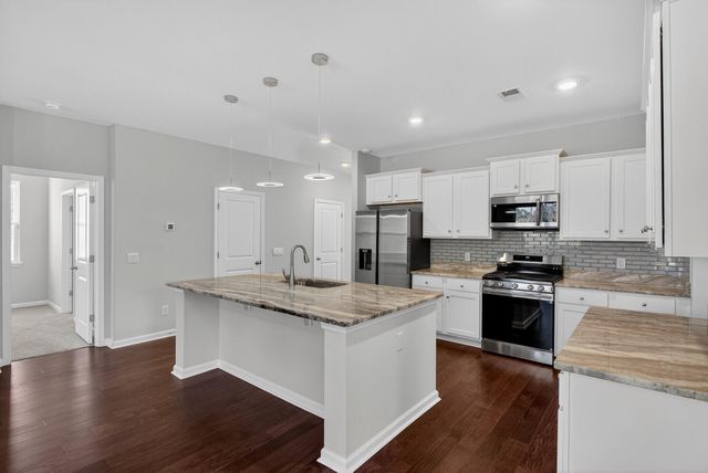 405 Canal Crossing Way, Huger, SC 29450