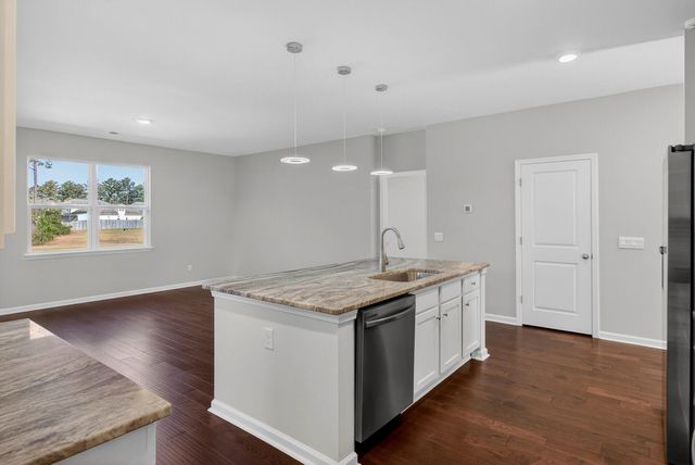 405 Canal Crossing Way, Huger, SC 29450