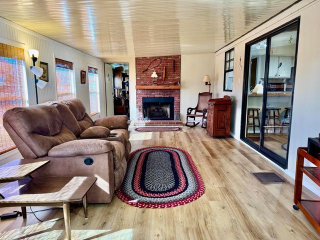 1924 SE 30th Street, Okeechobee, FL 34974