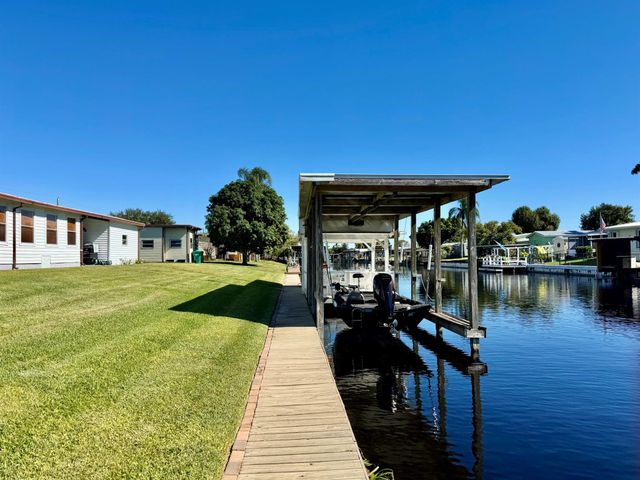 1924 SE 30th Street, Okeechobee, FL 34974