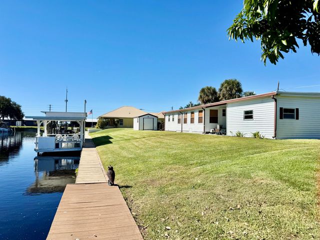 1924 SE 30th Street, Okeechobee, FL 34974