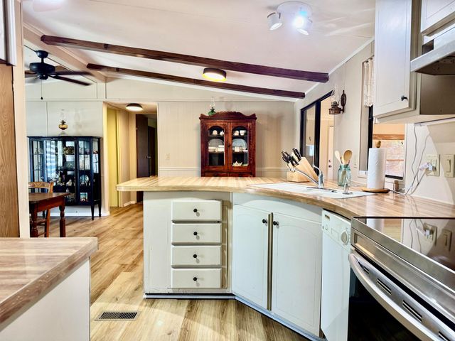 1924 SE 30th Street, Okeechobee, FL 34974