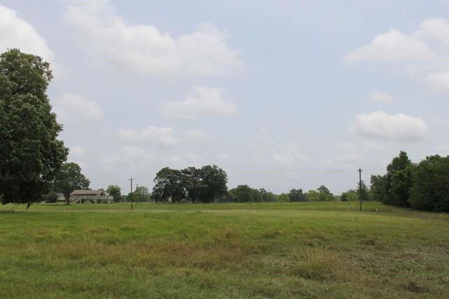 4 Laurel Court, Cleveland, TX 77327