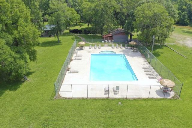 4 Laurel Court, Cleveland, TX 77327