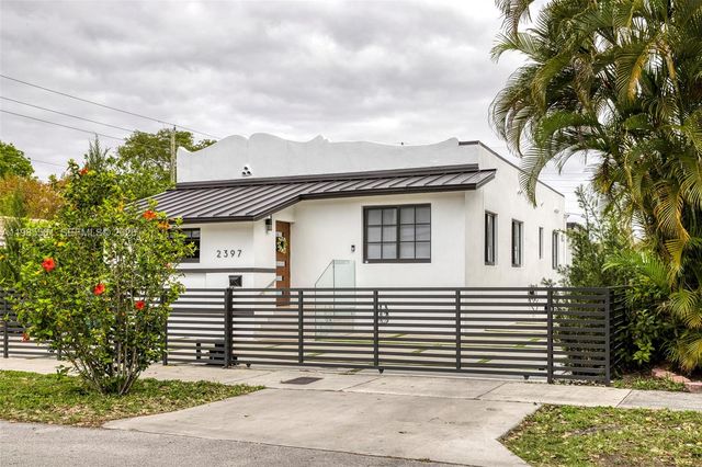2397 SW 13th St, Miami, FL 33145