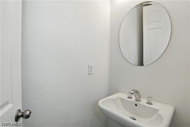 3933 18th ST W, Lehigh Acres, FL 33971