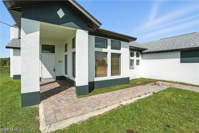 3933 18th ST W, Lehigh Acres, FL 33971