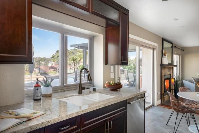 355 Via Montanosa, Encinitas, CA 92024