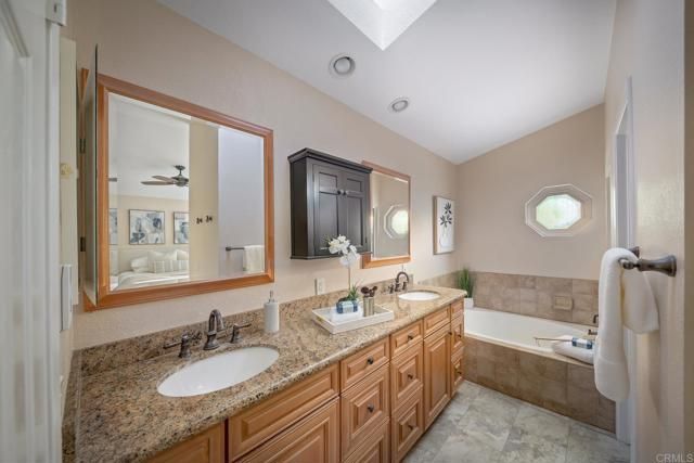 355 Via Montanosa, Encinitas, CA 92024