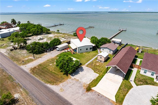 1356 Neubauer Point, Riviera, TX 78379