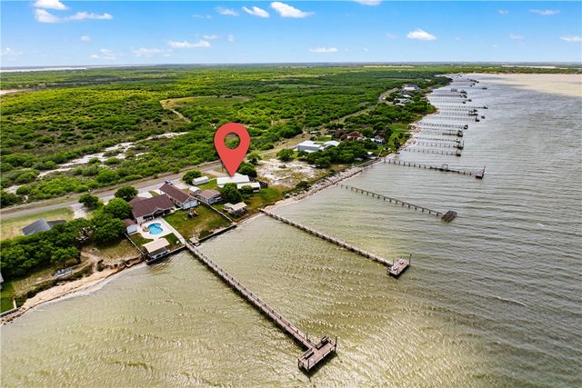 1356 Neubauer Point, Riviera, TX 78379