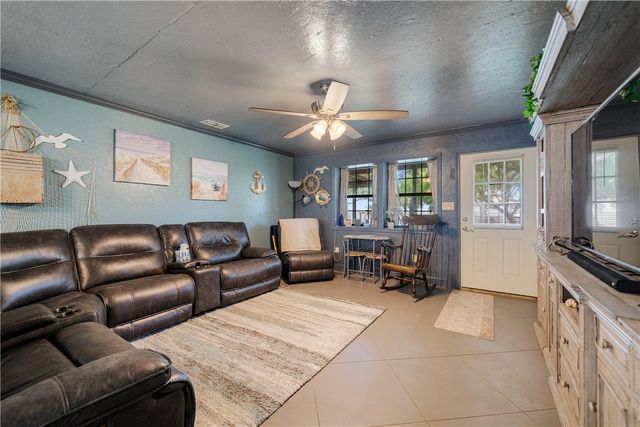 1356 Neubauer Point, Riviera, TX 78379