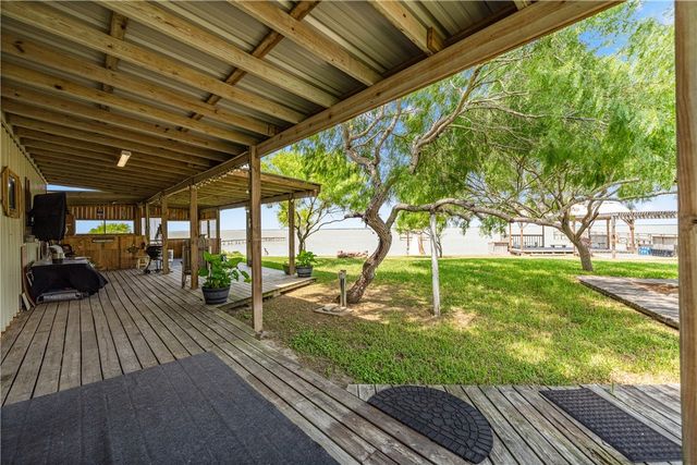1356 Neubauer Point, Riviera, TX 78379
