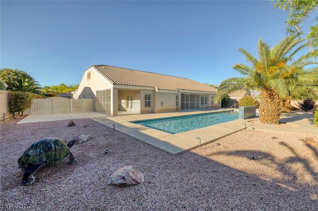 8345 Christinas Cove Avenue, Las Vegas, NV 89131