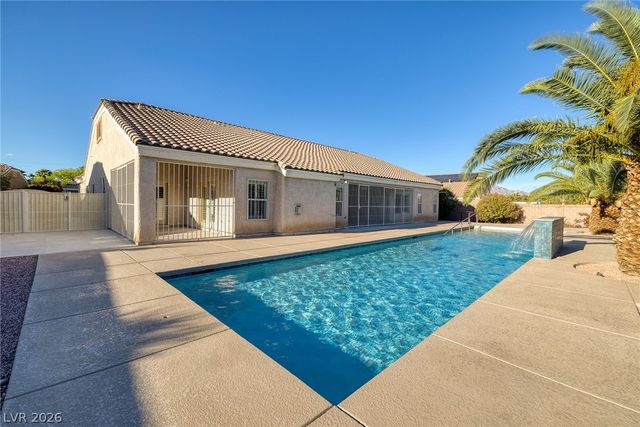 8345 Christinas Cove Avenue, Las Vegas, NV 89131