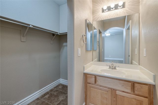 8345 Christinas Cove Avenue, Las Vegas, NV 89131