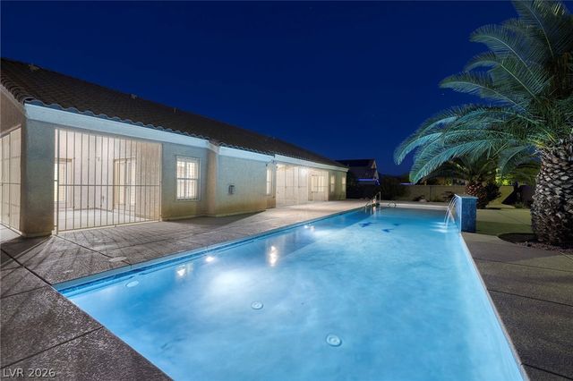 8345 Christinas Cove Avenue, Las Vegas, NV 89131
