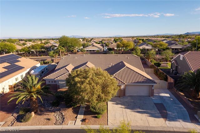 8345 Christinas Cove Avenue, Las Vegas, NV 89131