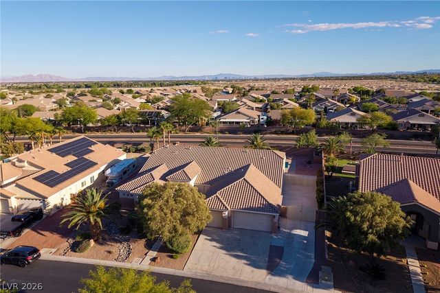 8345 Christinas Cove Avenue, Las Vegas, NV 89131