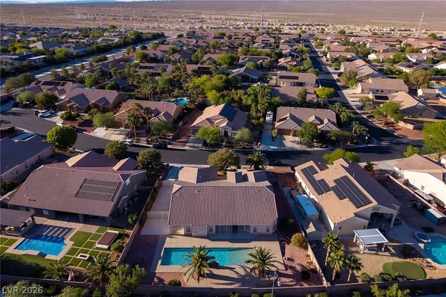 8345 Christinas Cove Avenue, Las Vegas, NV 89131