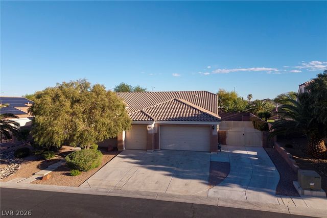 8345 Christinas Cove Avenue, Las Vegas, NV 89131