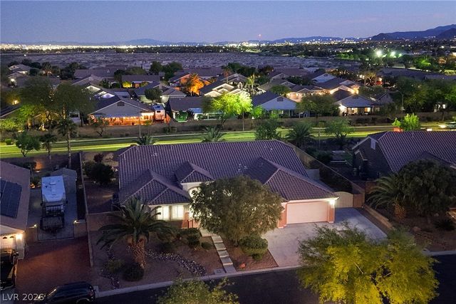 8345 Christinas Cove Avenue, Las Vegas, NV 89131