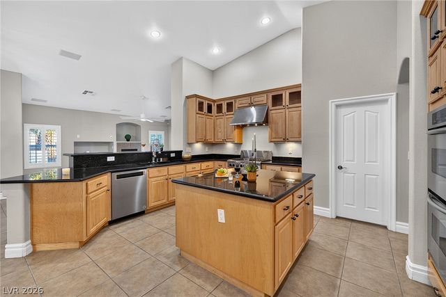8345 Christinas Cove Avenue, Las Vegas, NV 89131