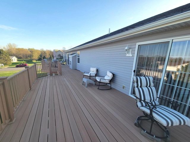 511 ISLAND VIEW CIRCLE, Hustisford, WI 53034