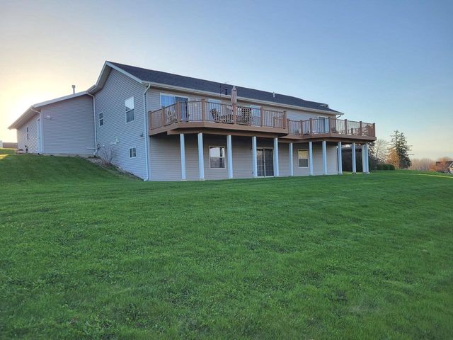 511 ISLAND VIEW CIRCLE, Hustisford, WI 53034