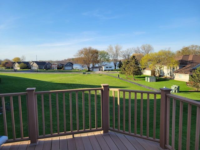 511 ISLAND VIEW CIRCLE, Hustisford, WI 53034