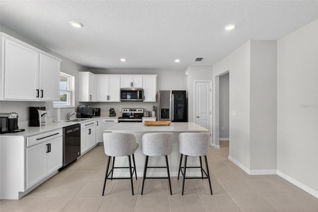 1117 MICHELANGELO LANE, Winter Haven, FL 33884