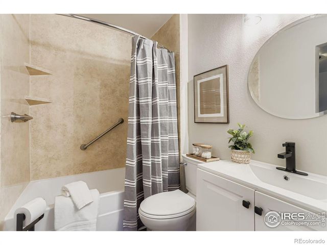 2339 Bowen Street, Longmont, CO 80501